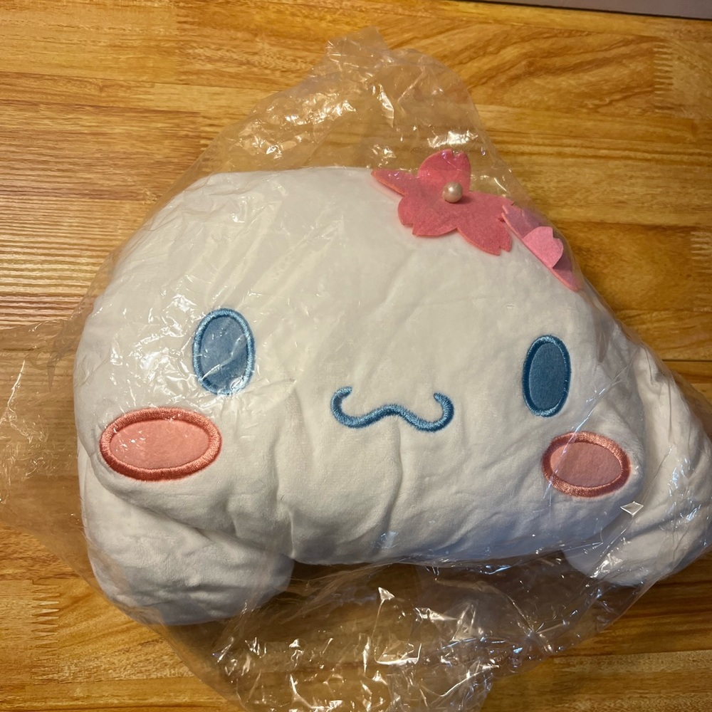 Cinnamoroll Plush Handbag- Sanrio NWT